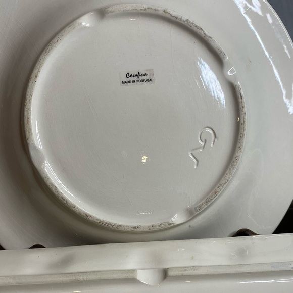 Three piece serving platter with strainer. - Picture 9 of 10